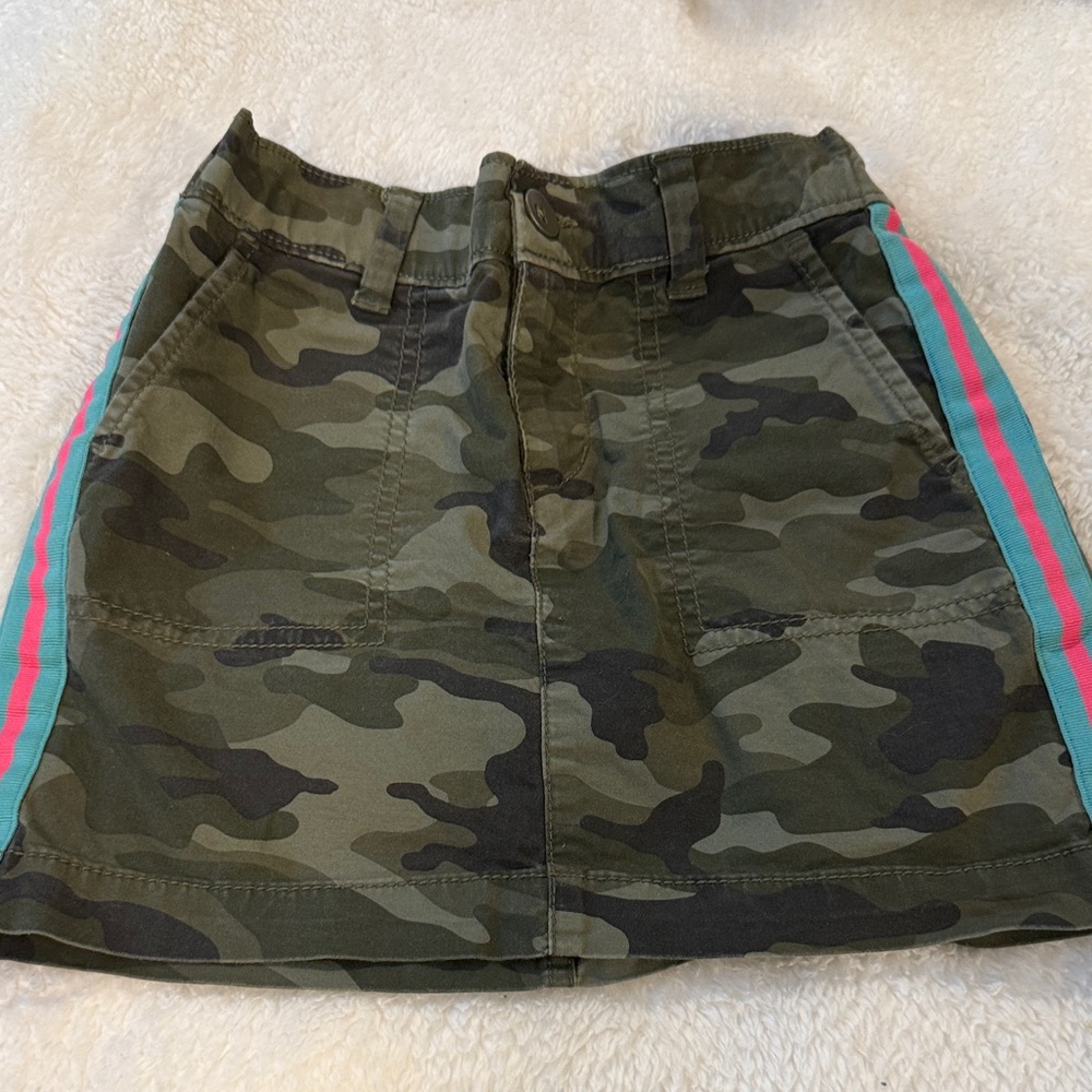 GAP Kids Camouflage Skirt with Pink and Blue Stripes